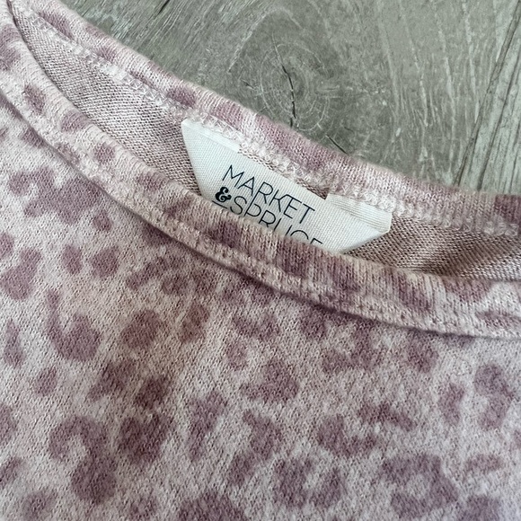 Market & Spruce Pink Leopard Sweater - S - Picture 2 of 3